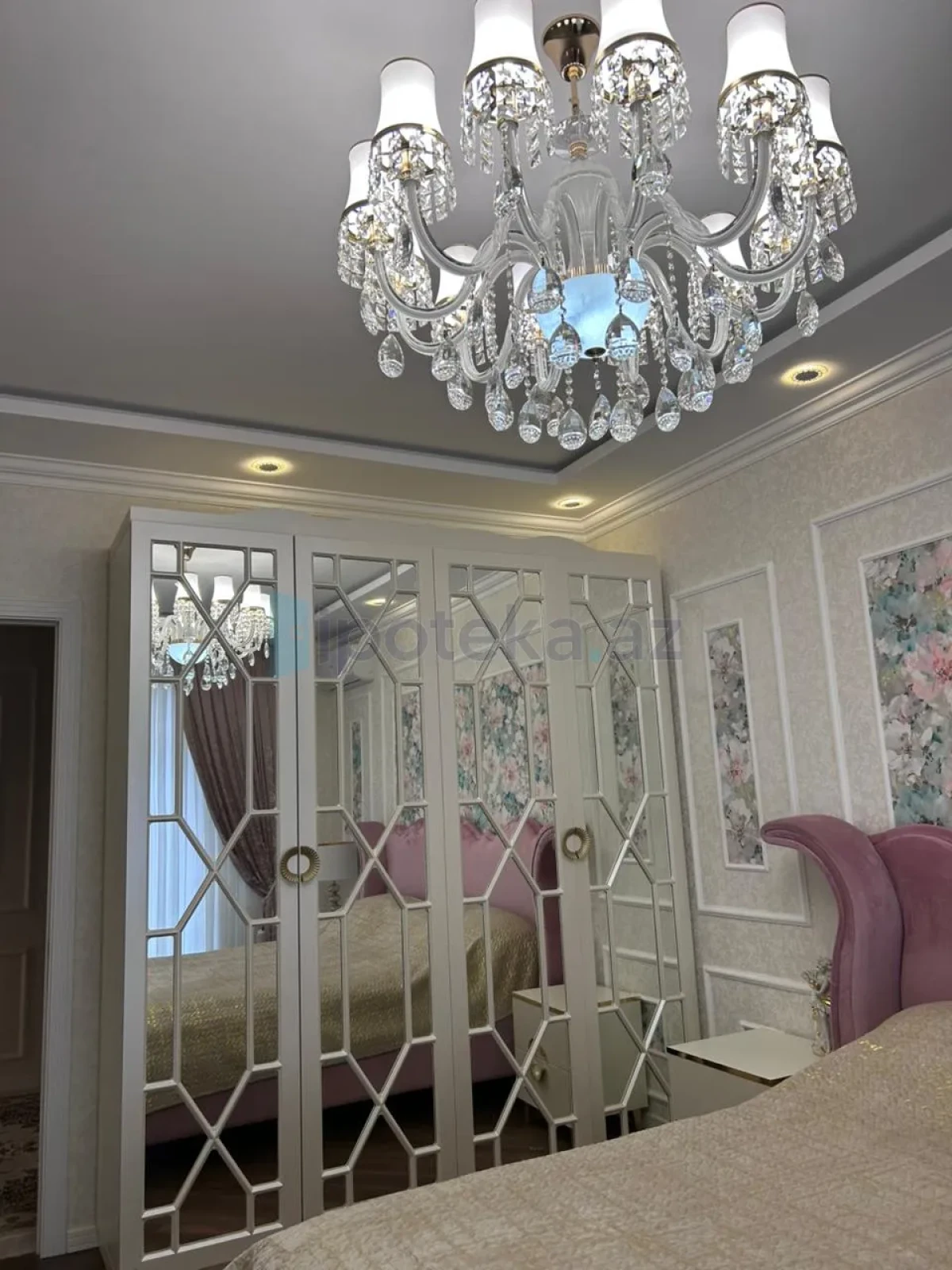 Satılır 3 otaqlı yeni tikili 148 m²