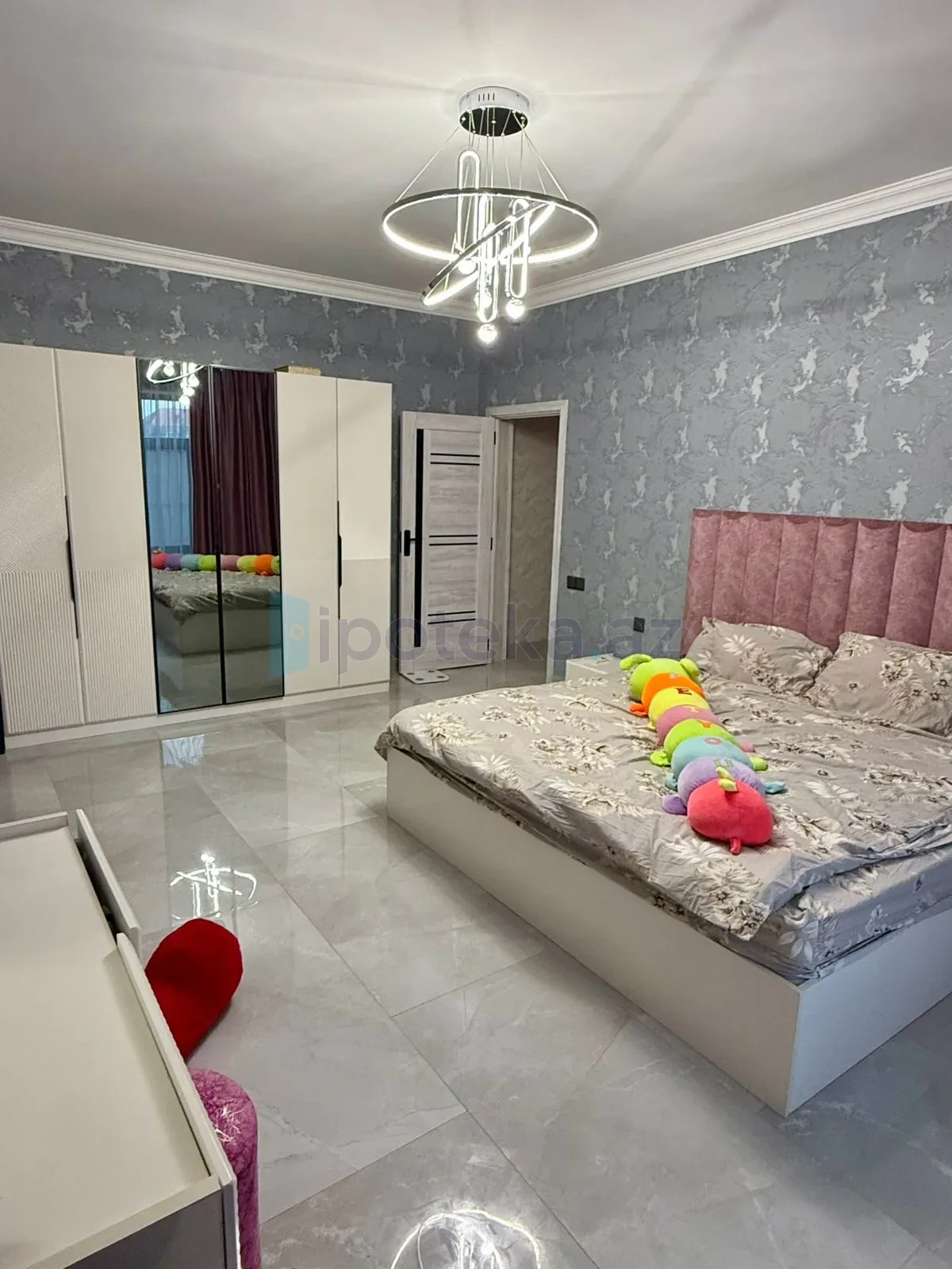 Satılır 3 otaqlı həyət evi 153 m²