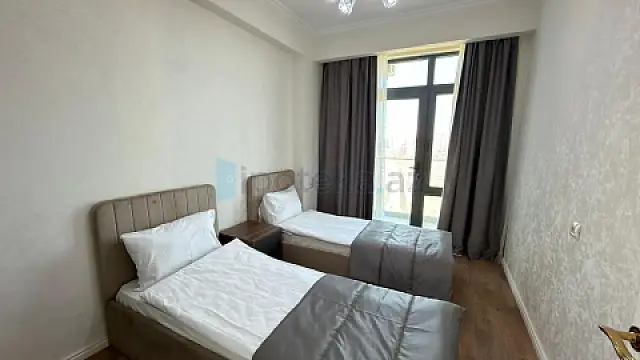 Satılır 3 otaqlı yeni tikili 56 m²
