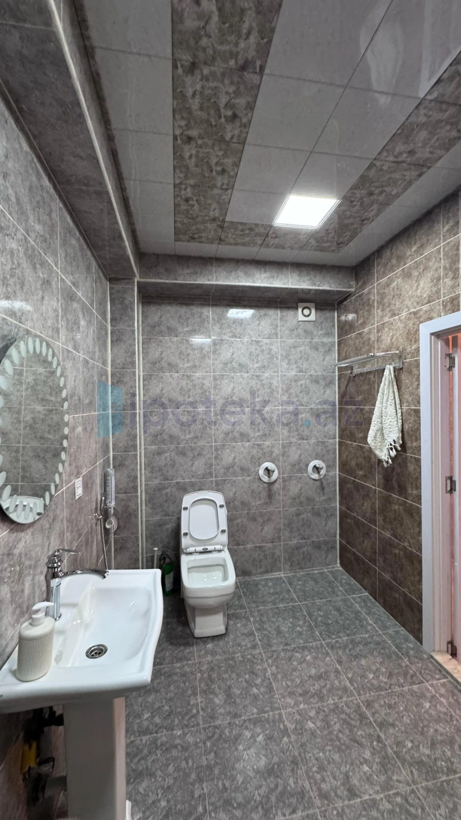 Satılır 2 otaqlı yeni tikili 78 m²