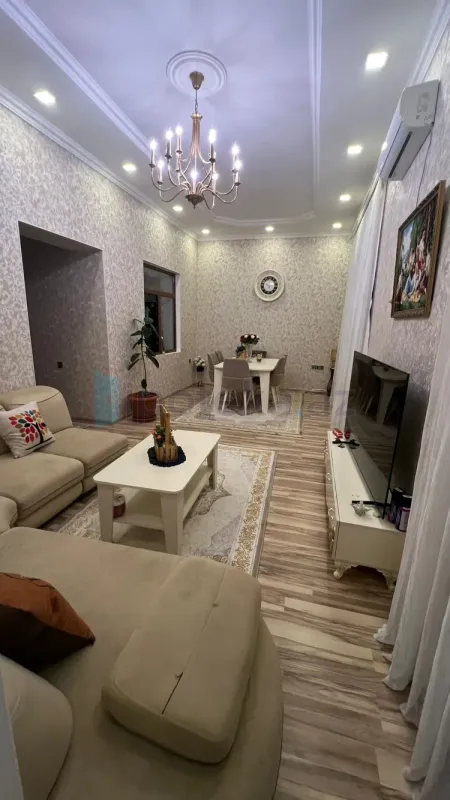Satılır 3 otaqlı həyət evi 140 m²