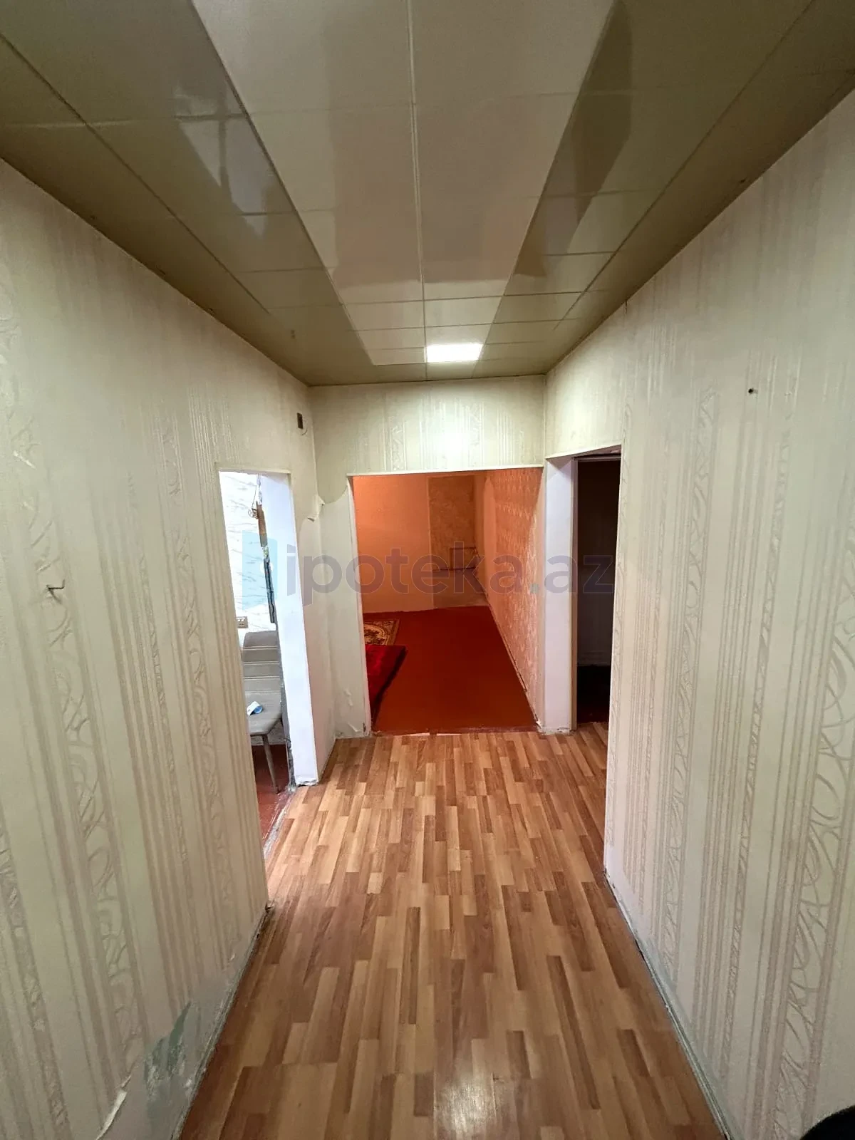 Satılır 5 otaqlı köhnə tikili 120 m²