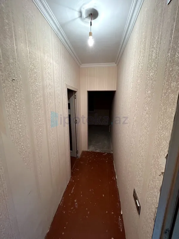 Satılır 5 otaqlı köhnə tikili 120 m²