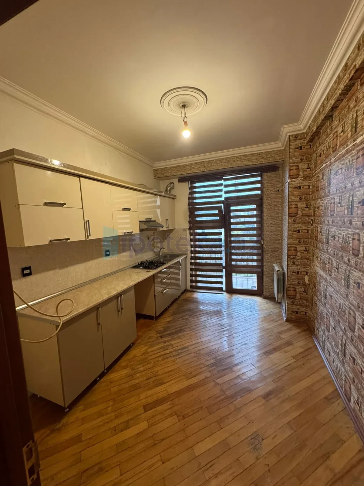 Satılır 3 otaqlı yeni tikili 113 m²