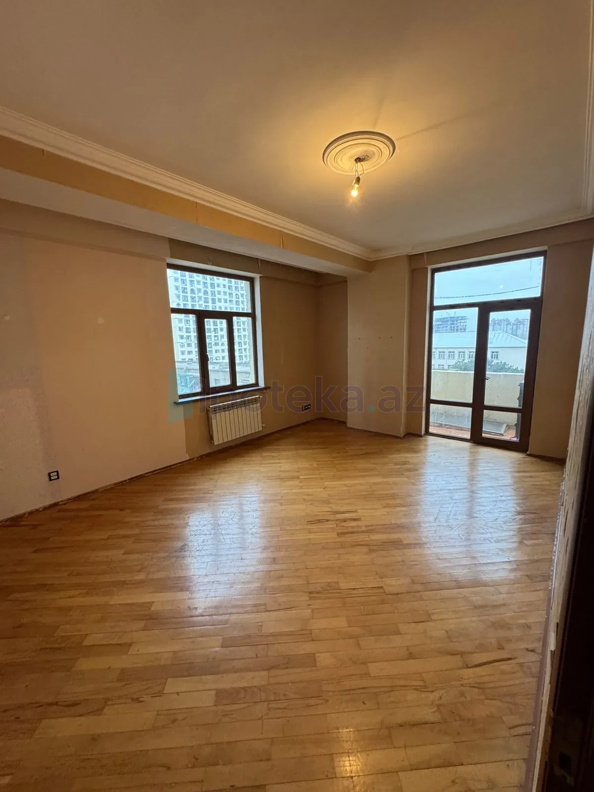 Satılır 3 otaqlı yeni tikili 113 m²