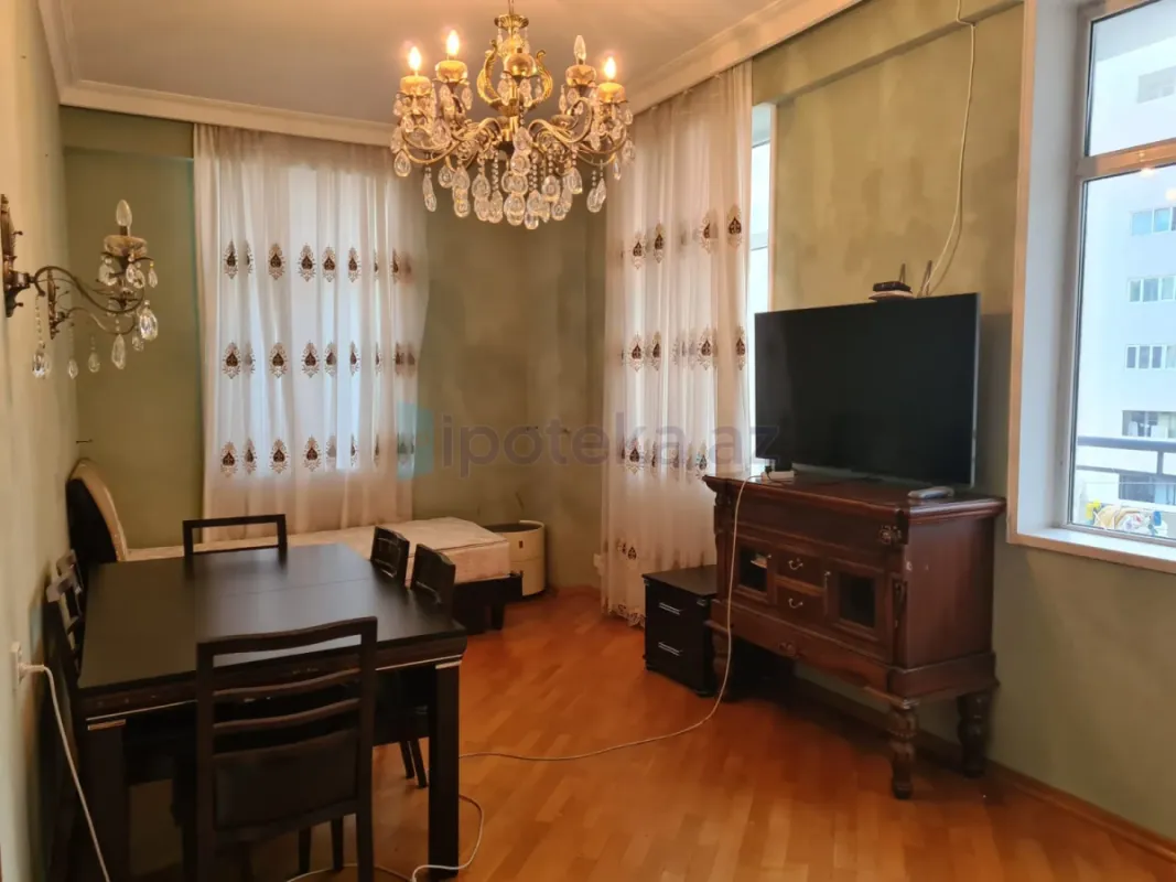 Satılır 4 otaqlı yeni tikili 159 m²