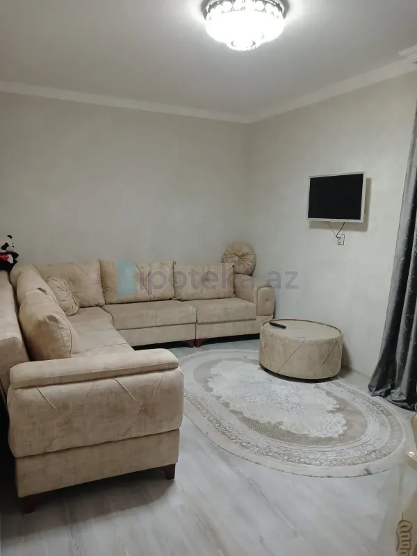 Satılır 1 otaqlı köhnə tikili 40 m²