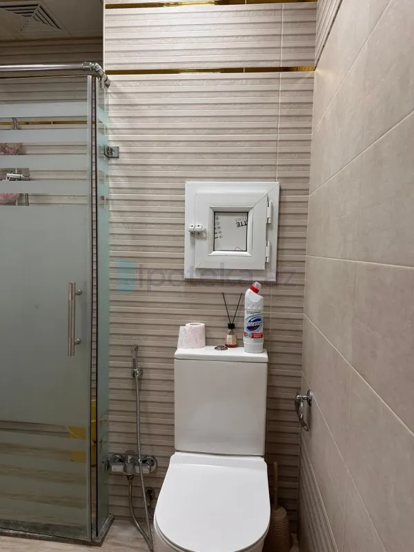 Satılır 3 otaqlı köhnə tikili 85 m²