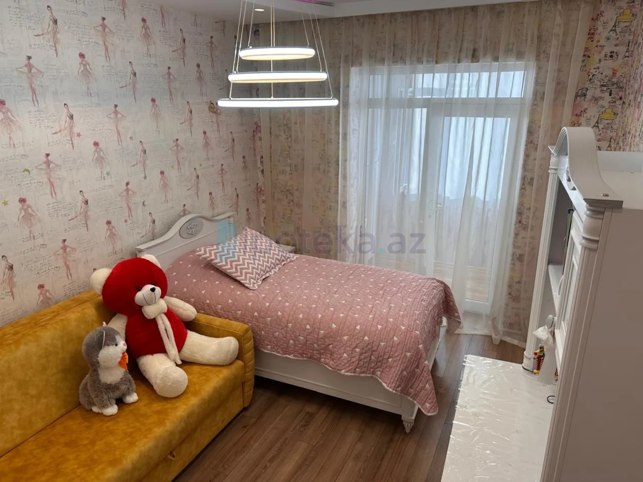 Satılır 3 otaqlı köhnə tikili 85 m²