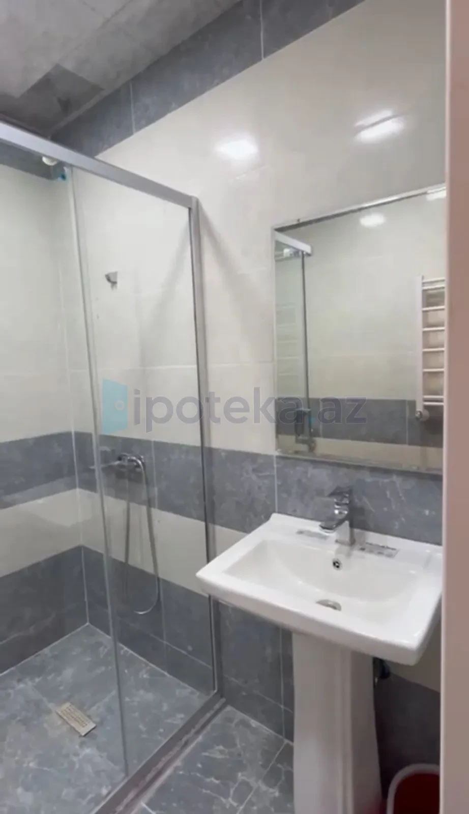 Satılır 2 otaqlı yeni tikili 46 m²