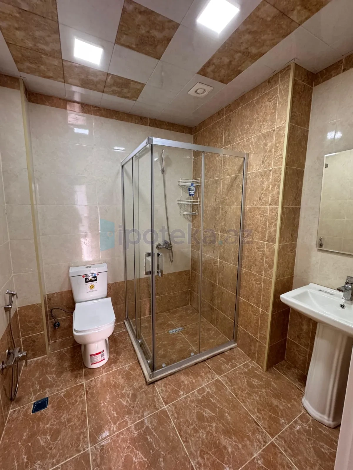 Satılır 2 otaqlı yeni tikili 95 m²
