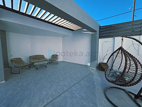 Satılır 5 otaqlı mənzil 260 m²