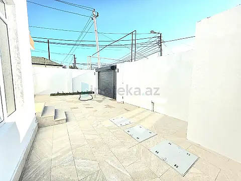 Satılır 4 otaqlı mənzil 120 m²