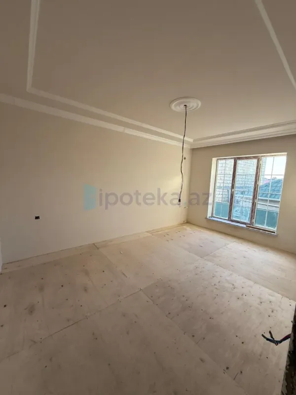 Satılır 6 otaqlı həyət evi 150 m²