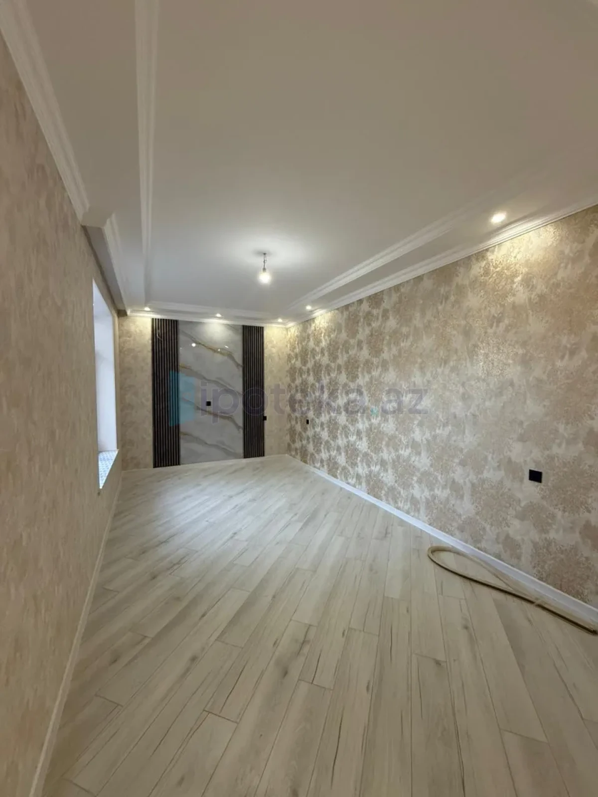 Satılır 5 otaqlı həyət evi 160 m²
