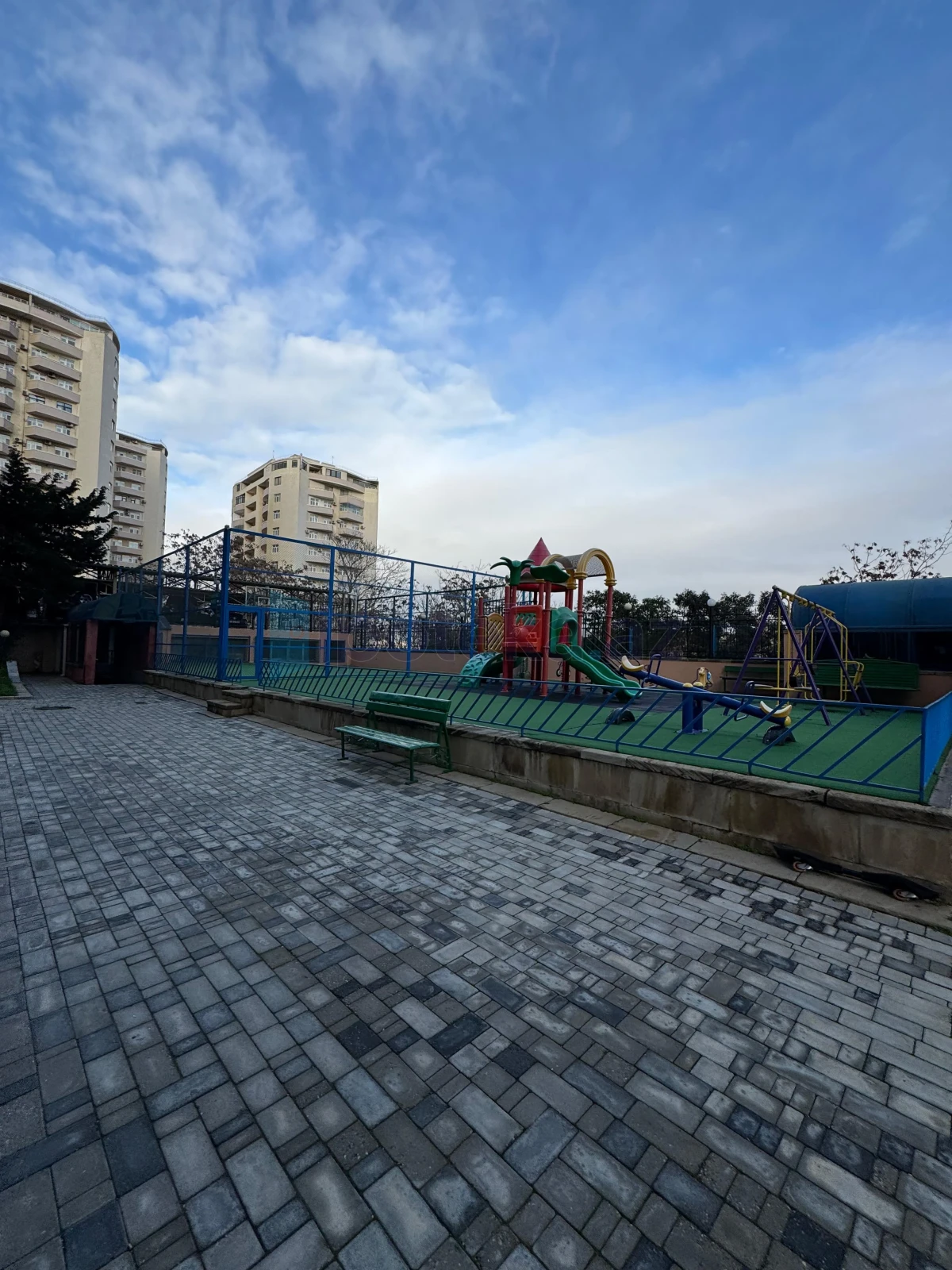 Satılır 4 otaqlı yeni tikili 208 m²