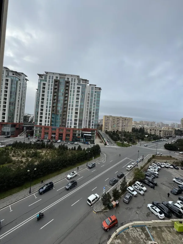 Satılır 4 otaqlı yeni tikili 208 m²