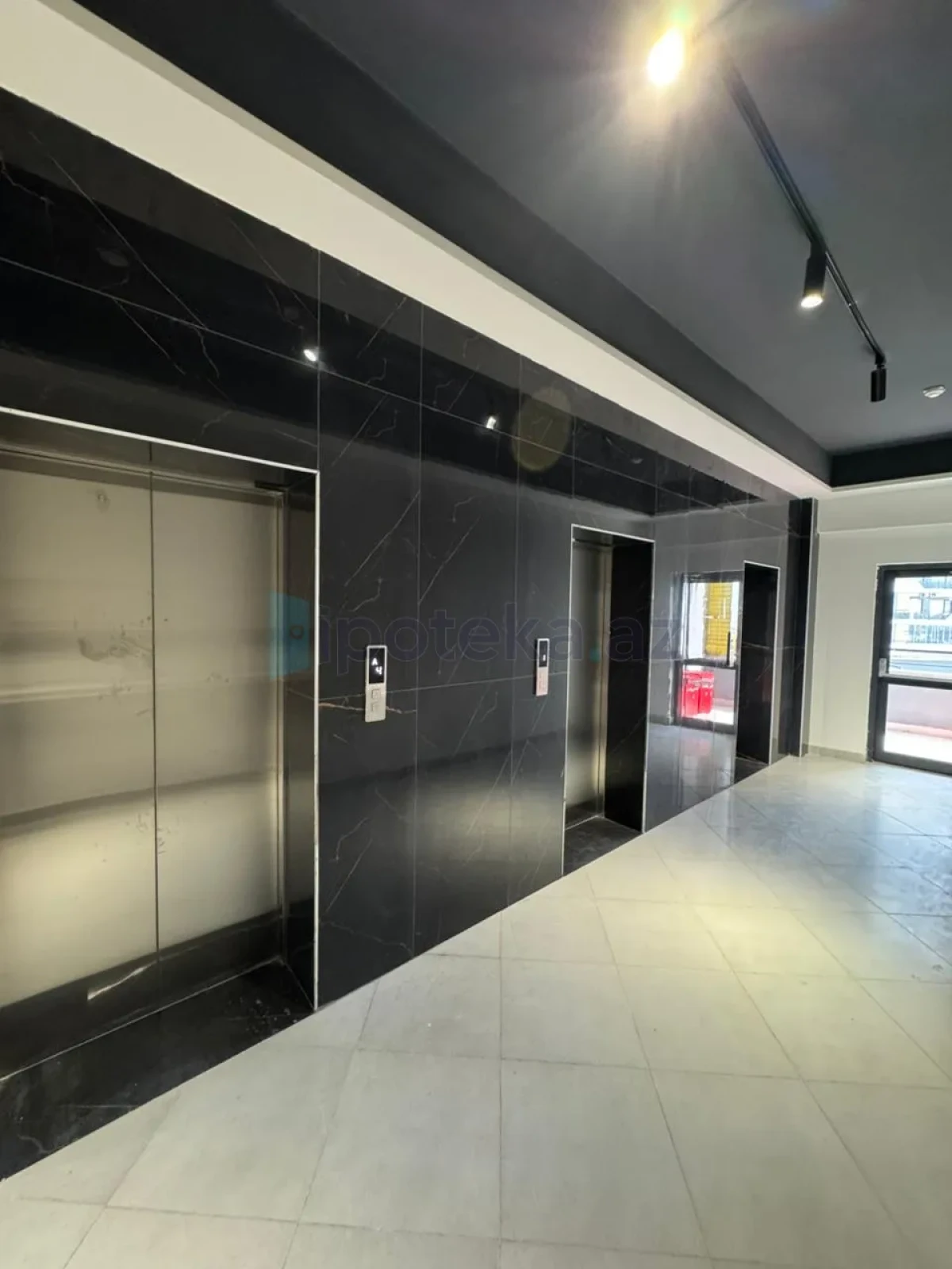 Satılır 2 otaqlı yeni tikili 69 m²