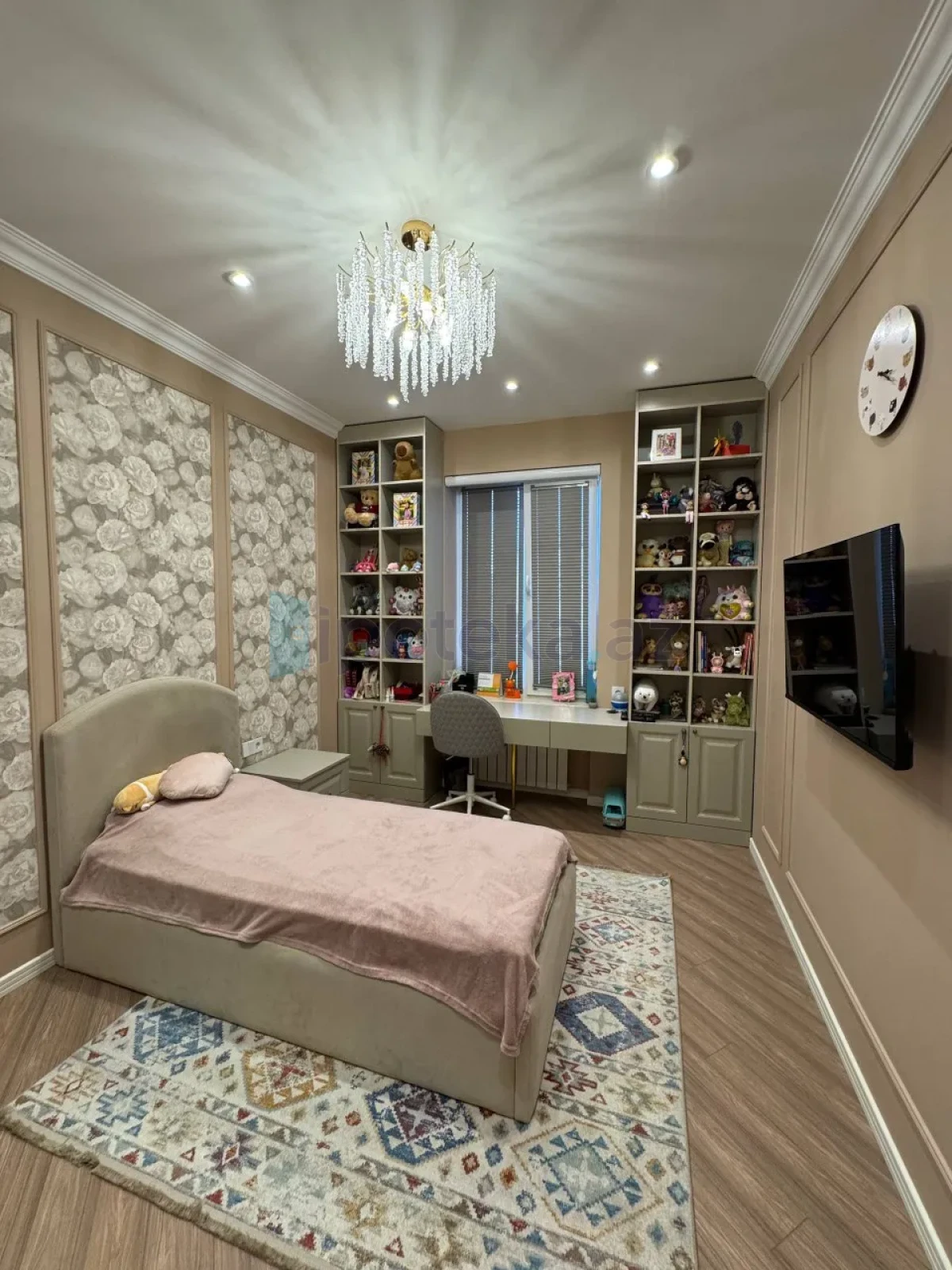 Satılır 3 otaqlı köhnə tikili 110 m²