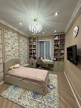 Satılır 3 otaqlı köhnə tikili 110 m²