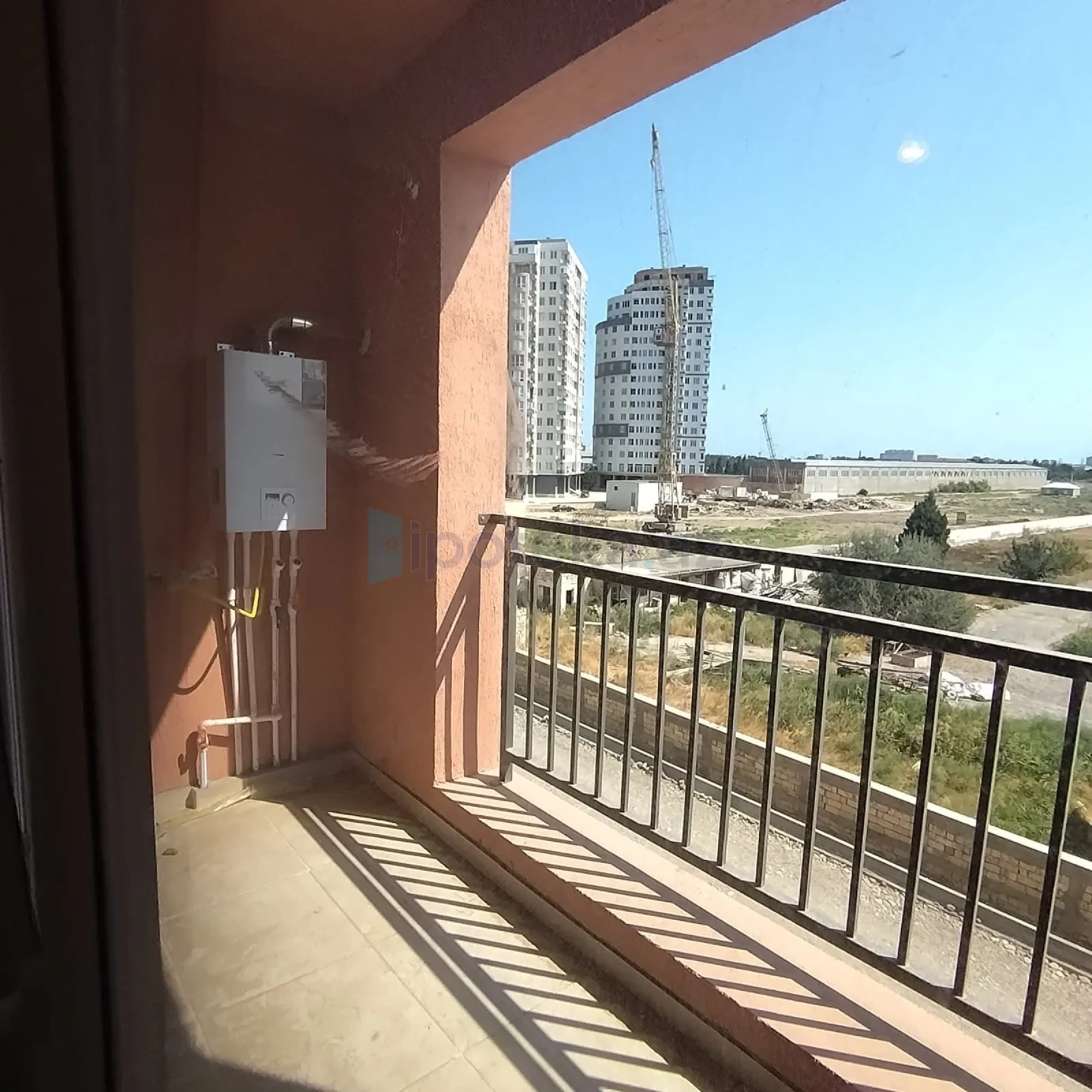 Satılır 1 otaqlı yeni tikili 42 m²