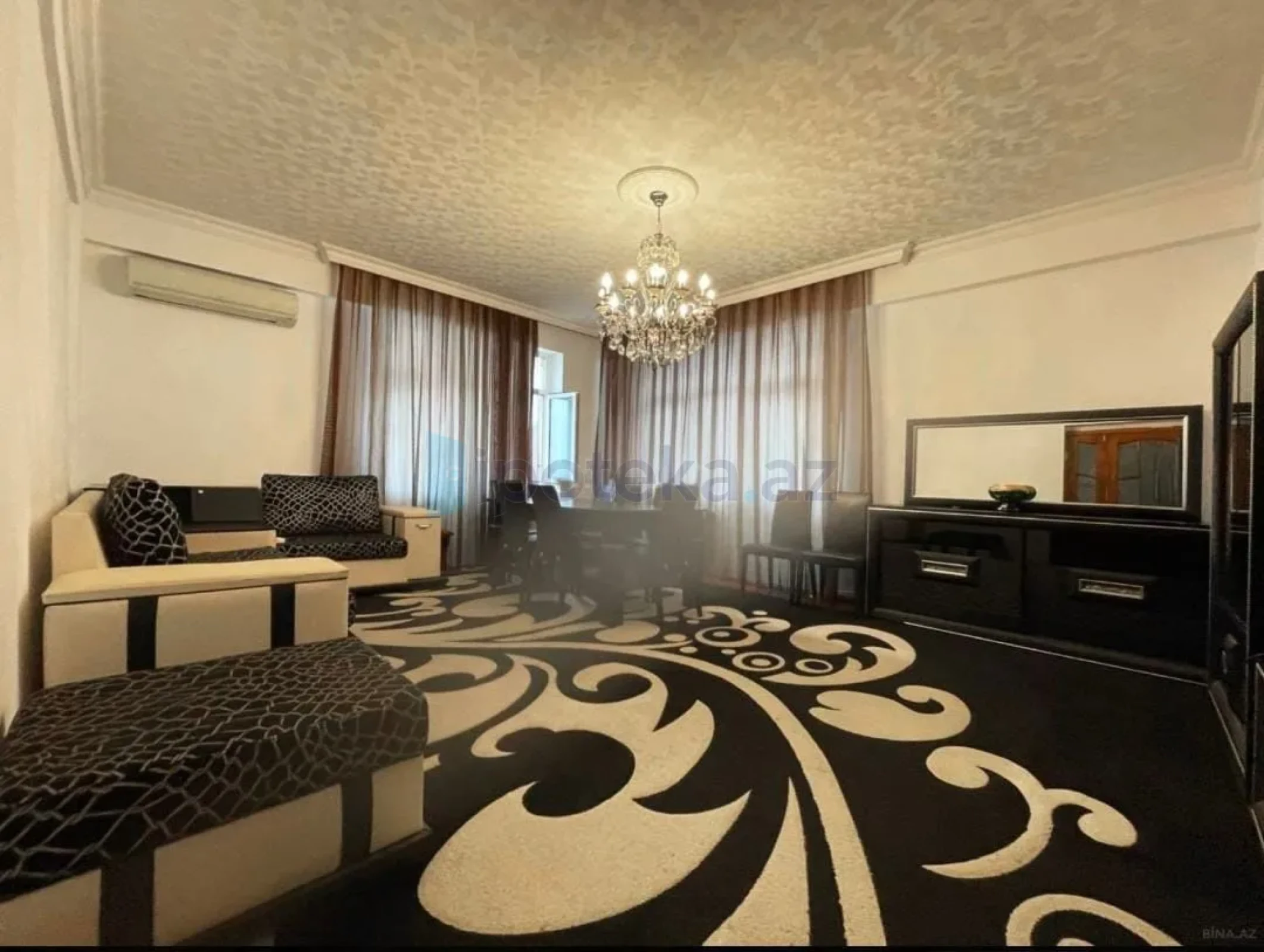 Satılır 4 otaqlı yeni tikili 135 m²