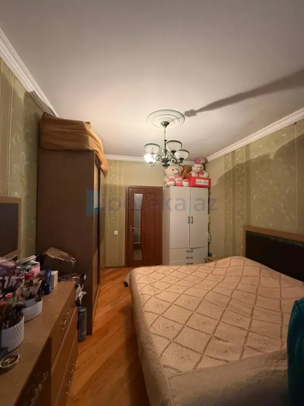 Satılır 2 otaqlı köhnə tikili 65 m²