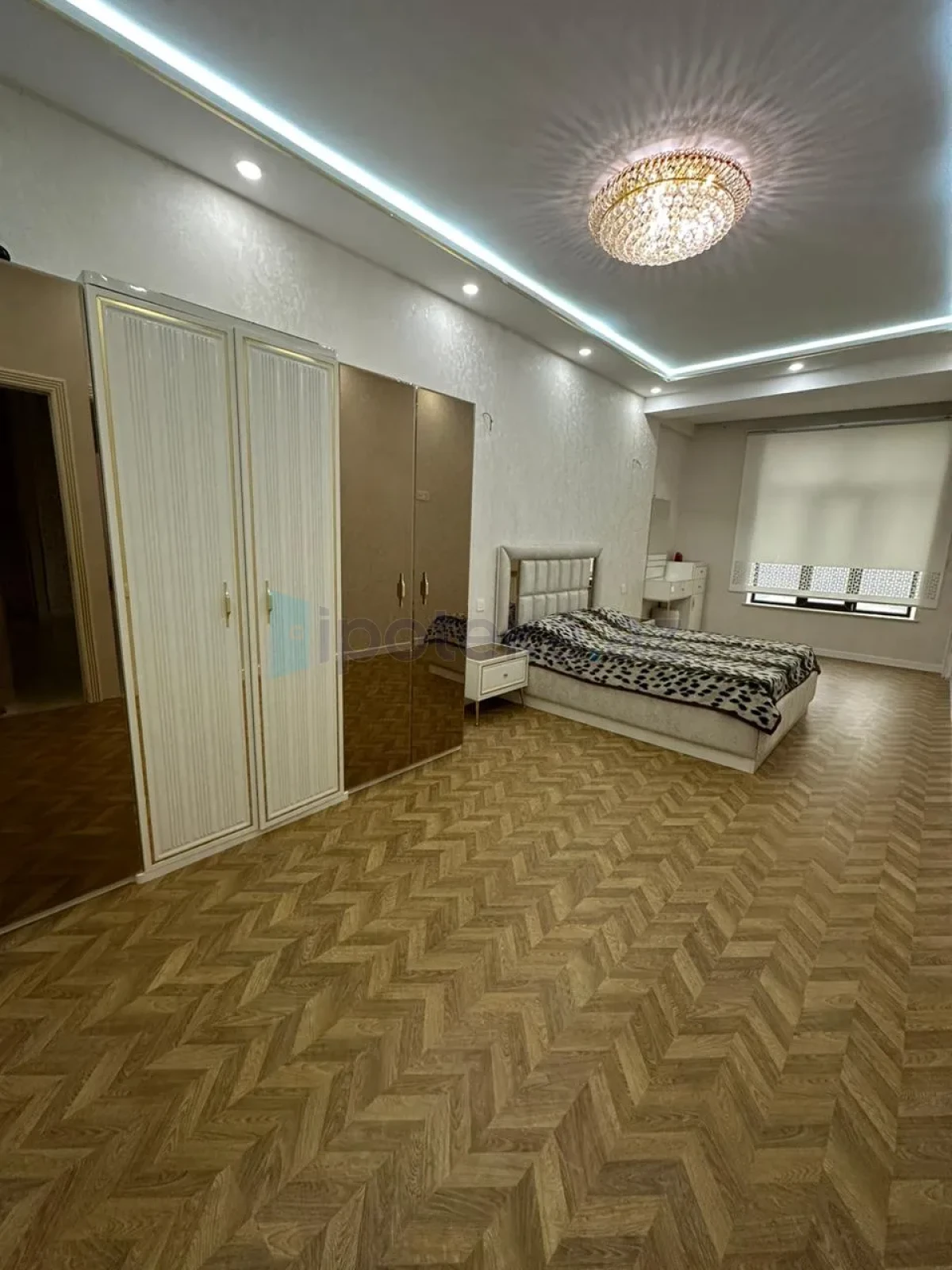 Satılır 3 otaqlı yeni tikili 98 m²