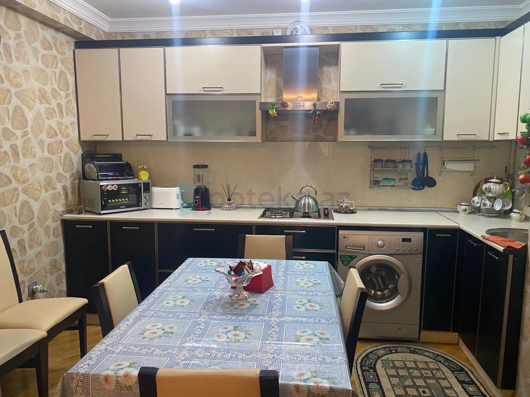 Satılır 2 otaqlı yeni tikili 65 m²