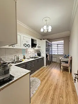 Satılır 2 otaqlı yeni tikili 83 m²