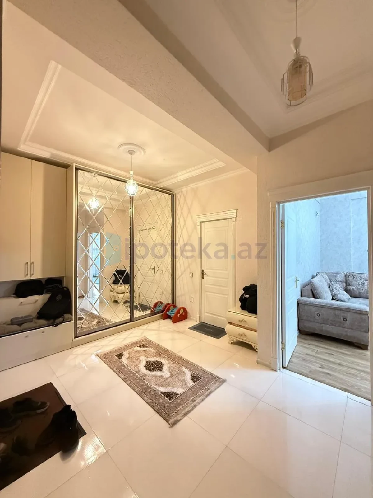 Satılır 2 otaqlı yeni tikili 83 m²