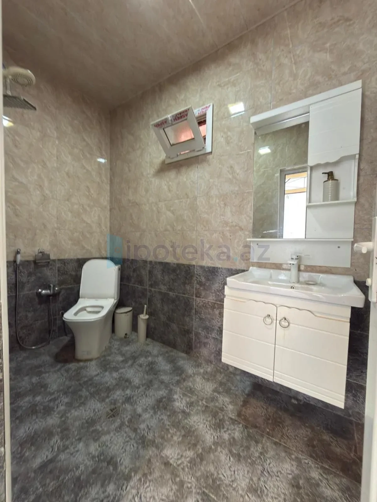 Satılır 3 otaqlı həyət evi 55 m²