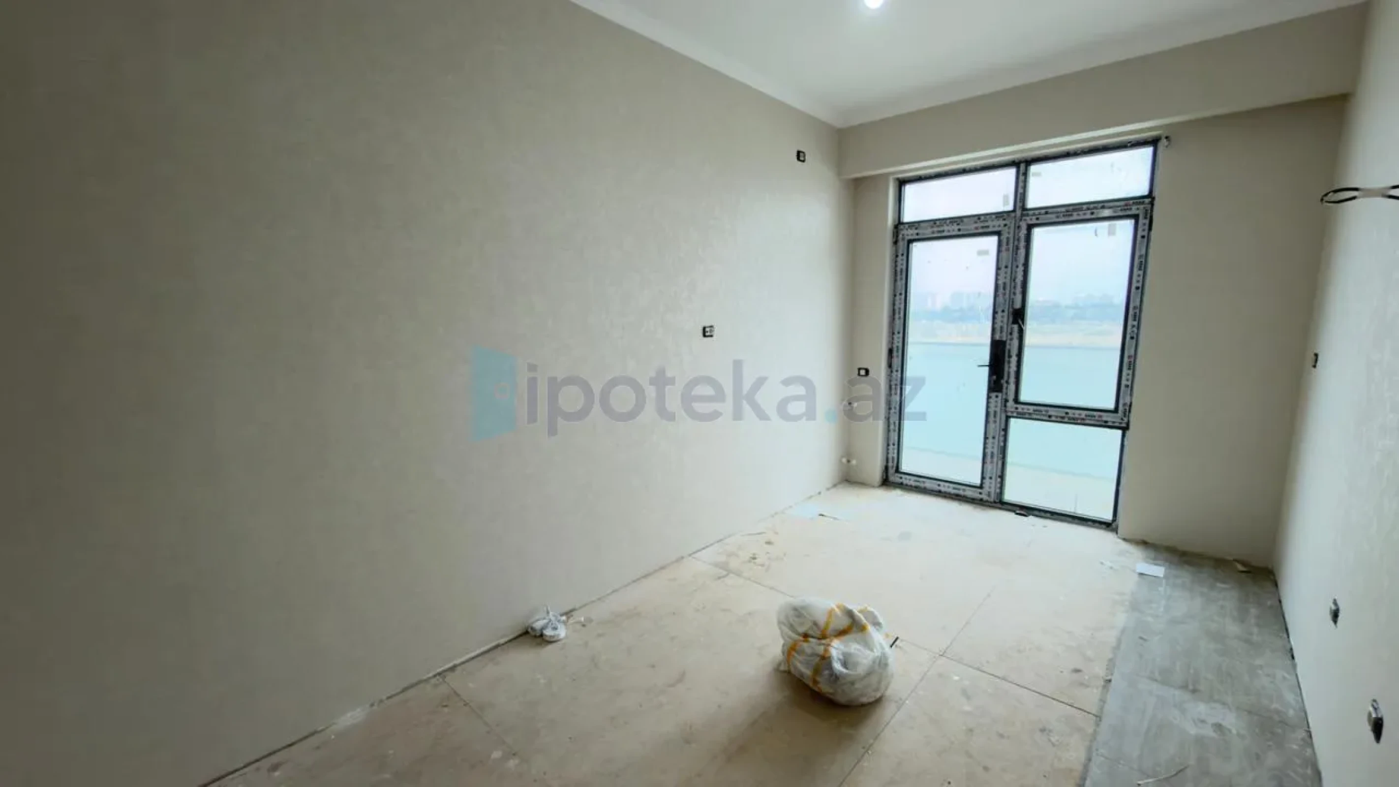 Satılır 4 otaqlı yeni tikili 120 m²
