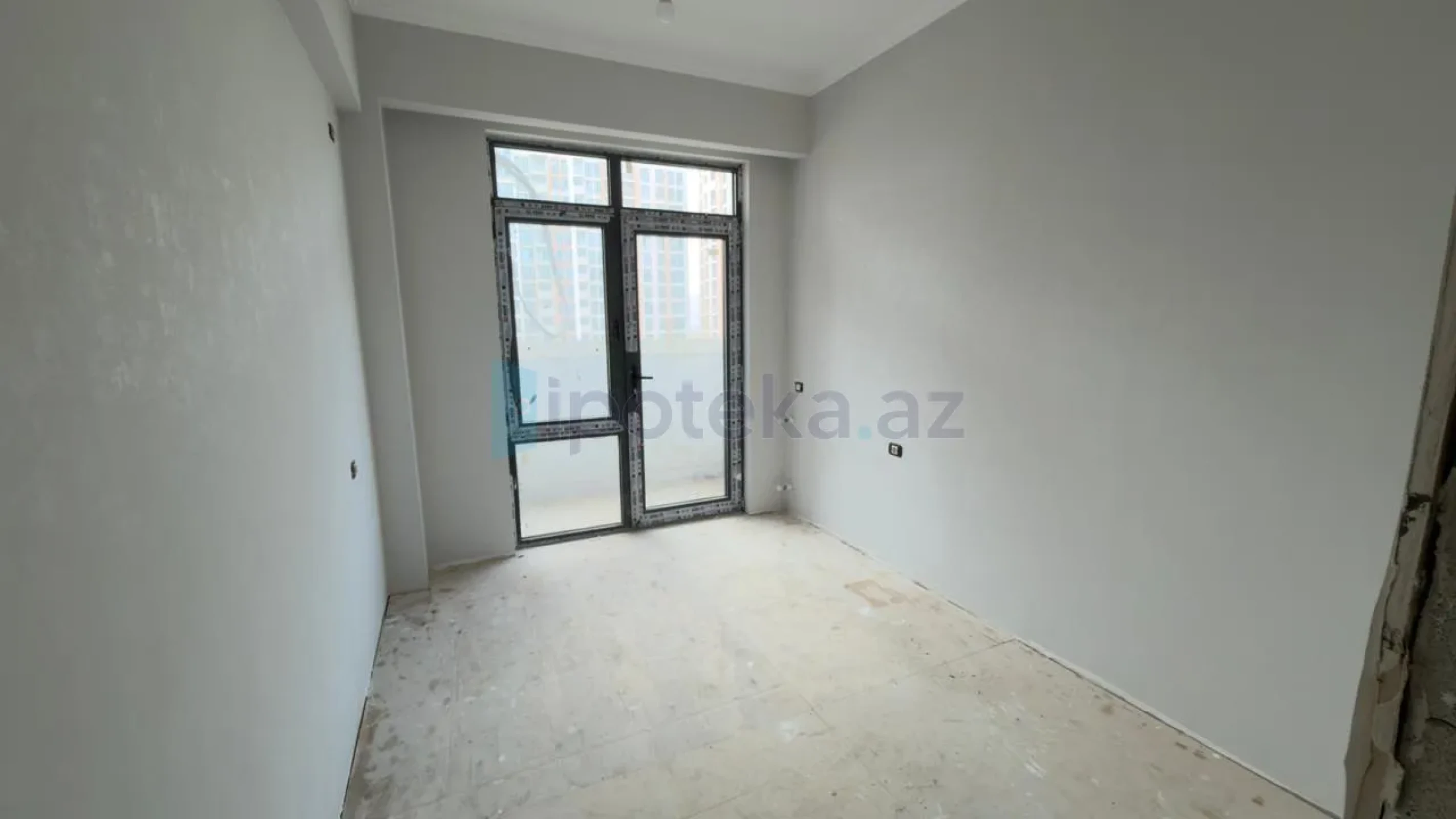 Satılır 4 otaqlı yeni tikili 120 m²