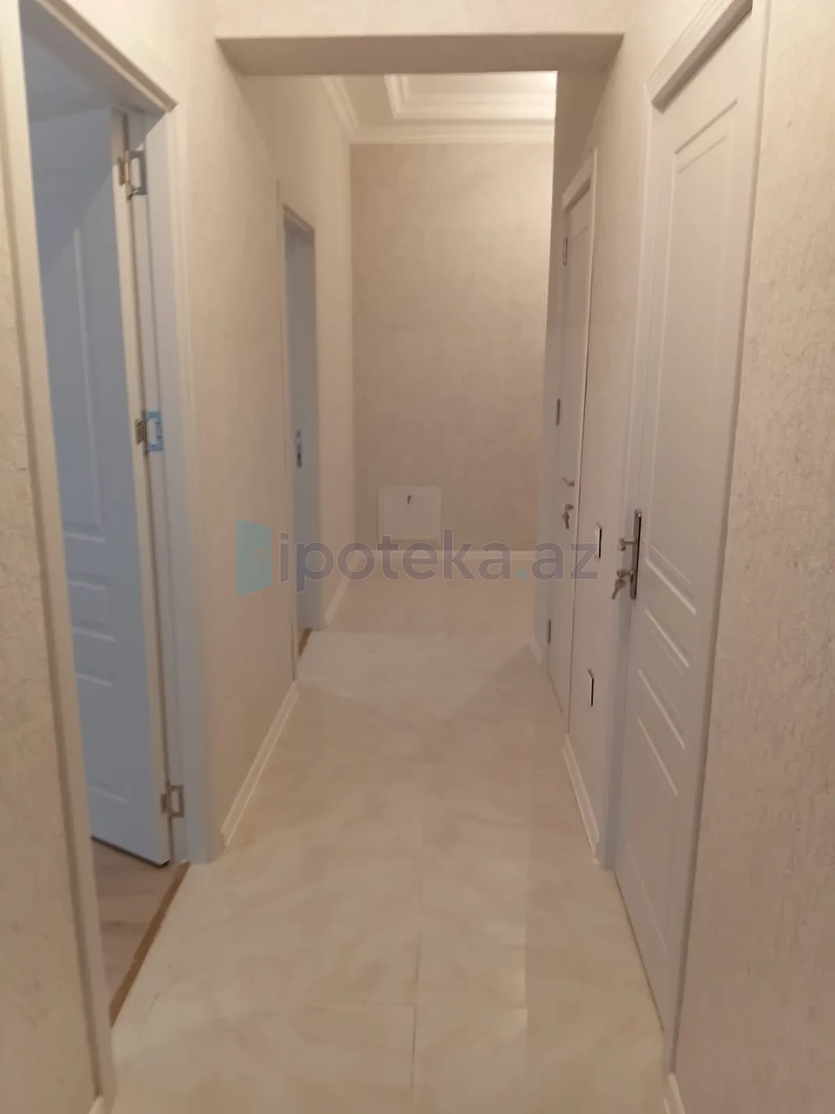 Satılır 2 otaqlı yeni tikili 99 m²