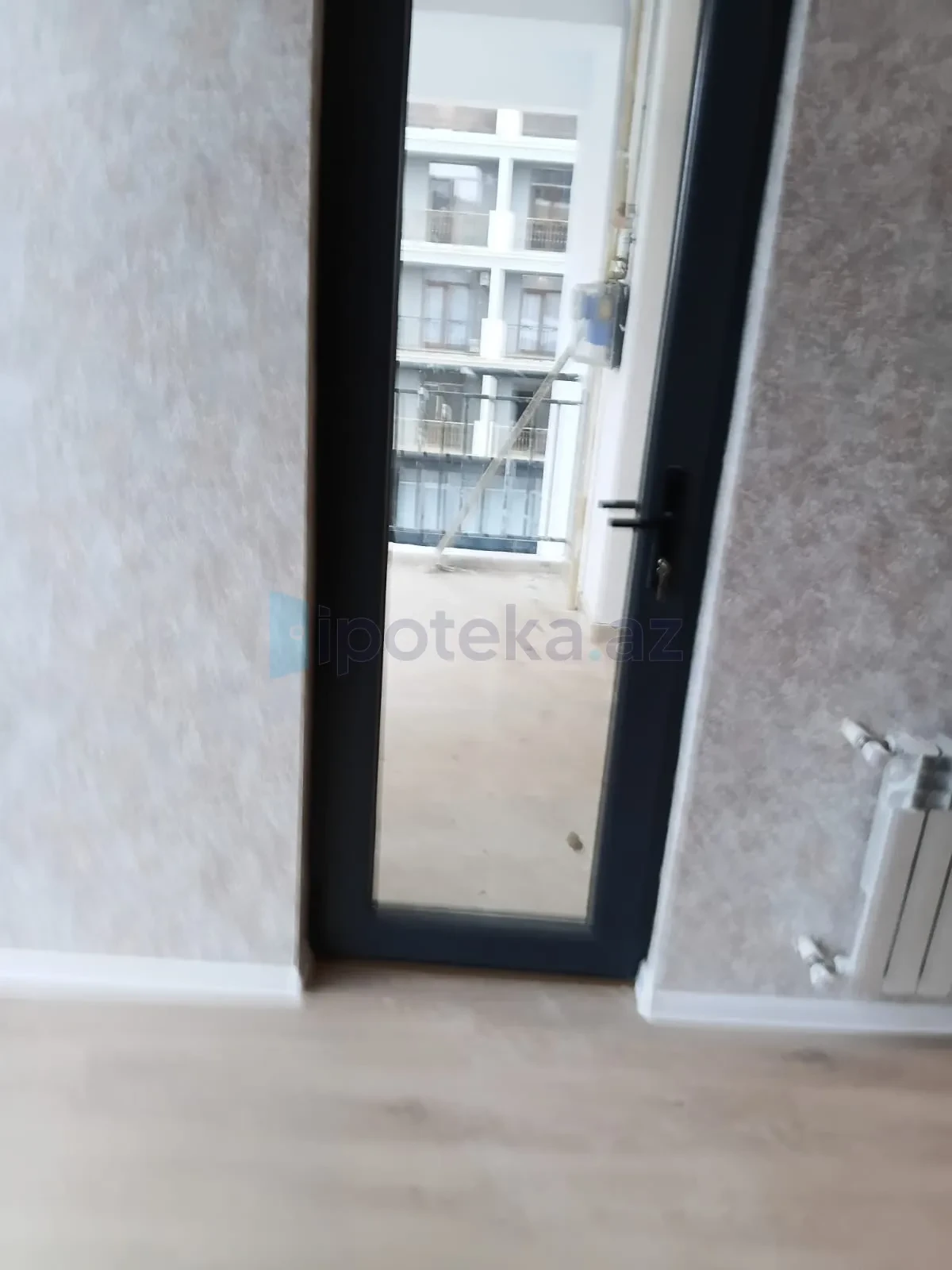Satılır 2 otaqlı yeni tikili 99 m²