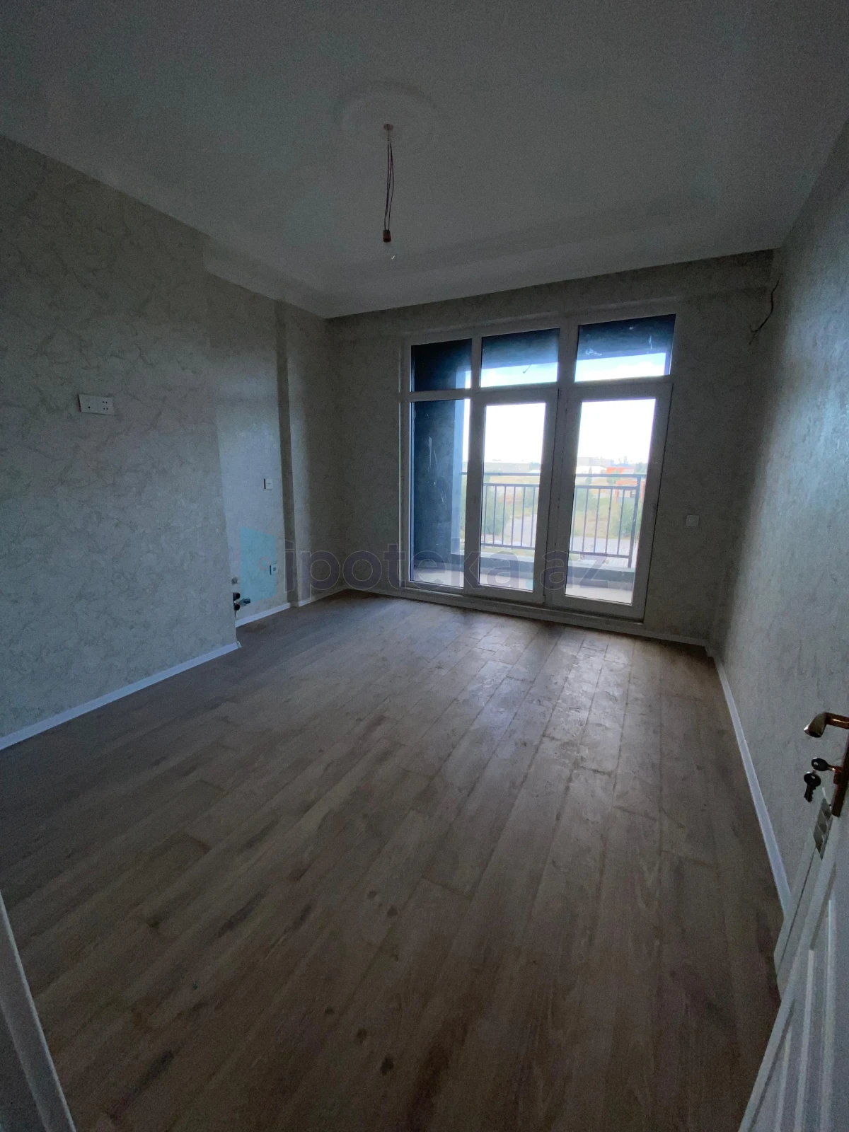 Satılır 2 otaqlı yeni tikili 45 m²