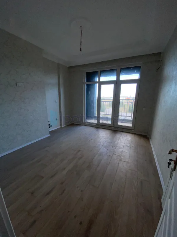 Satılır 2 otaqlı yeni tikili 45 m²