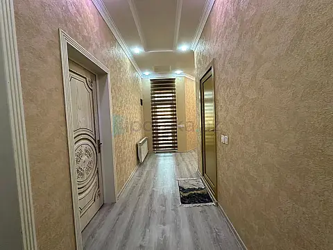 Satılır 4 otaqlı həyət evi 160 m²