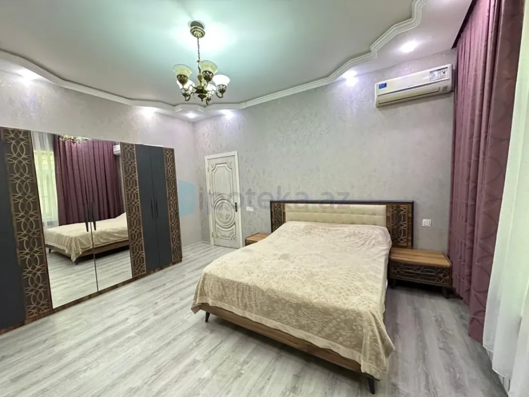 Satılır 4 otaqlı həyət evi 160 m²