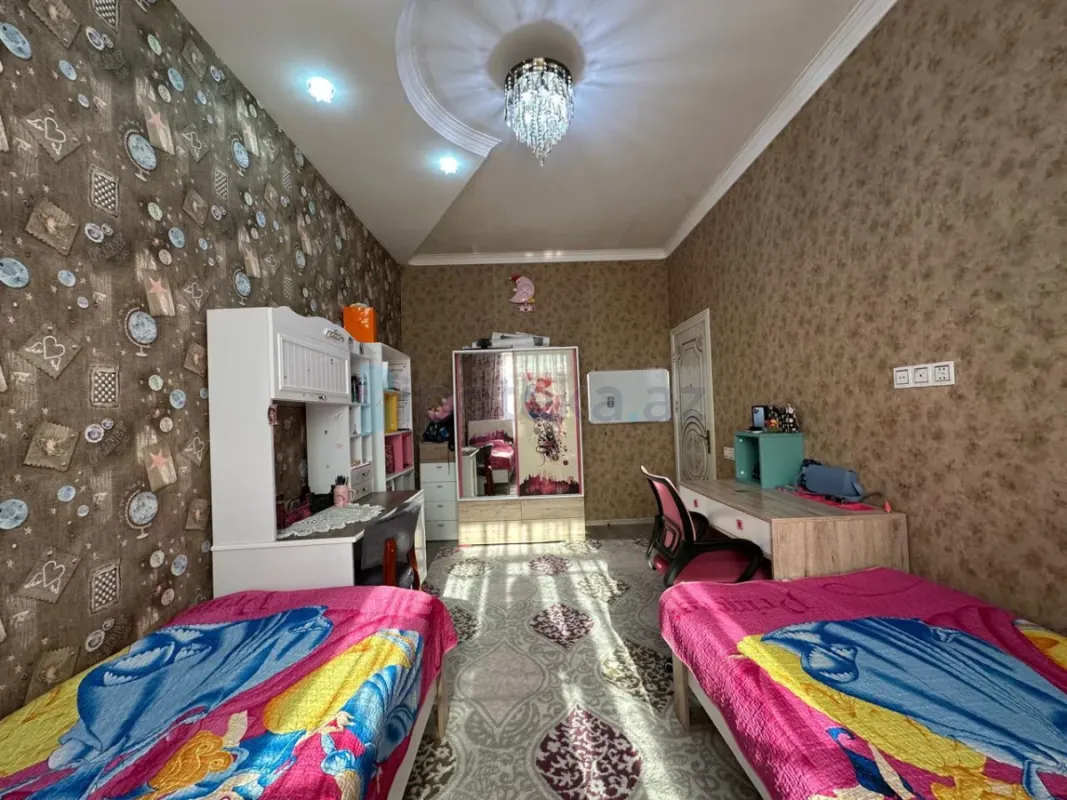 Satılır 4 otaqlı həyət evi 160 m²