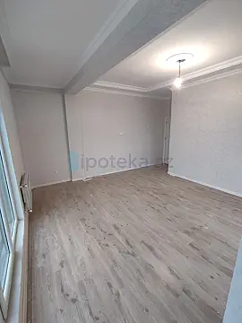 Satılır 2 otaqlı yeni tikili 80 m²