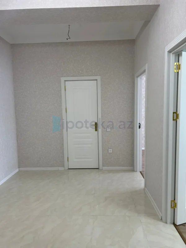 Satılır 2 otaqlı yeni tikili 82 m²