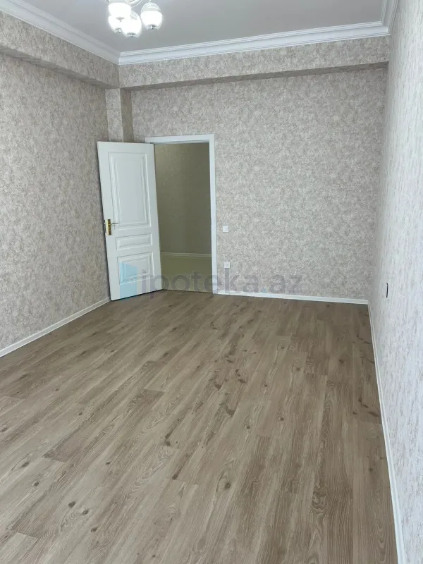 Satılır 2 otaqlı yeni tikili 82 m²