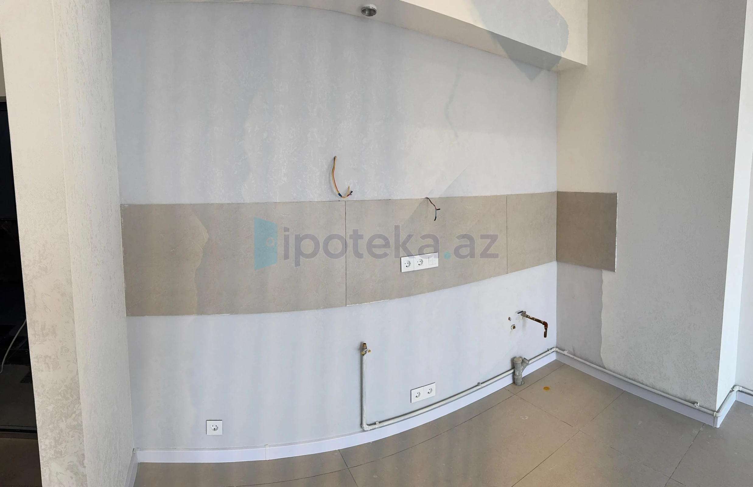 Satılır 3 otaqlı yeni tikili 84 m²