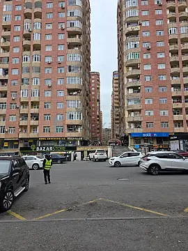Satılır 4 otaqlı yeni tikili 140 m²