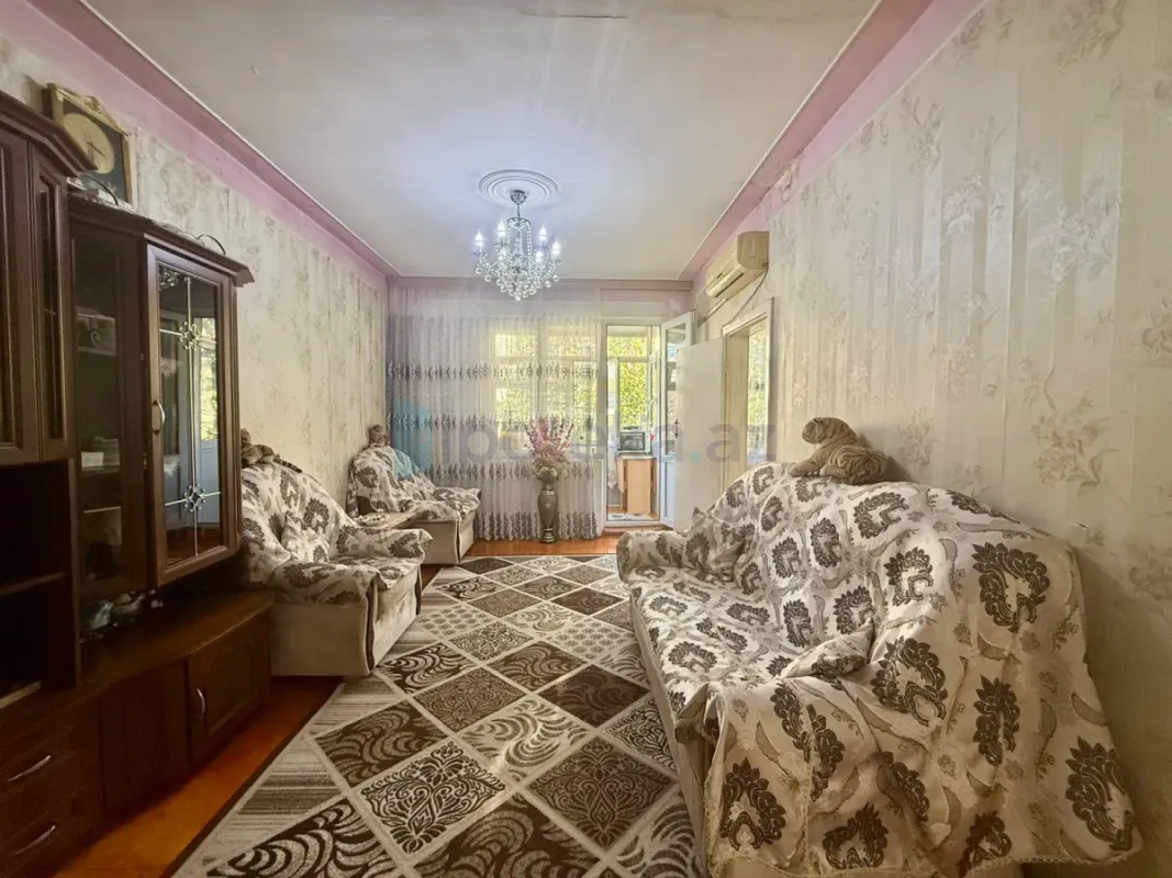 Satılır 3 otaqlı köhnə tikili 60 m²