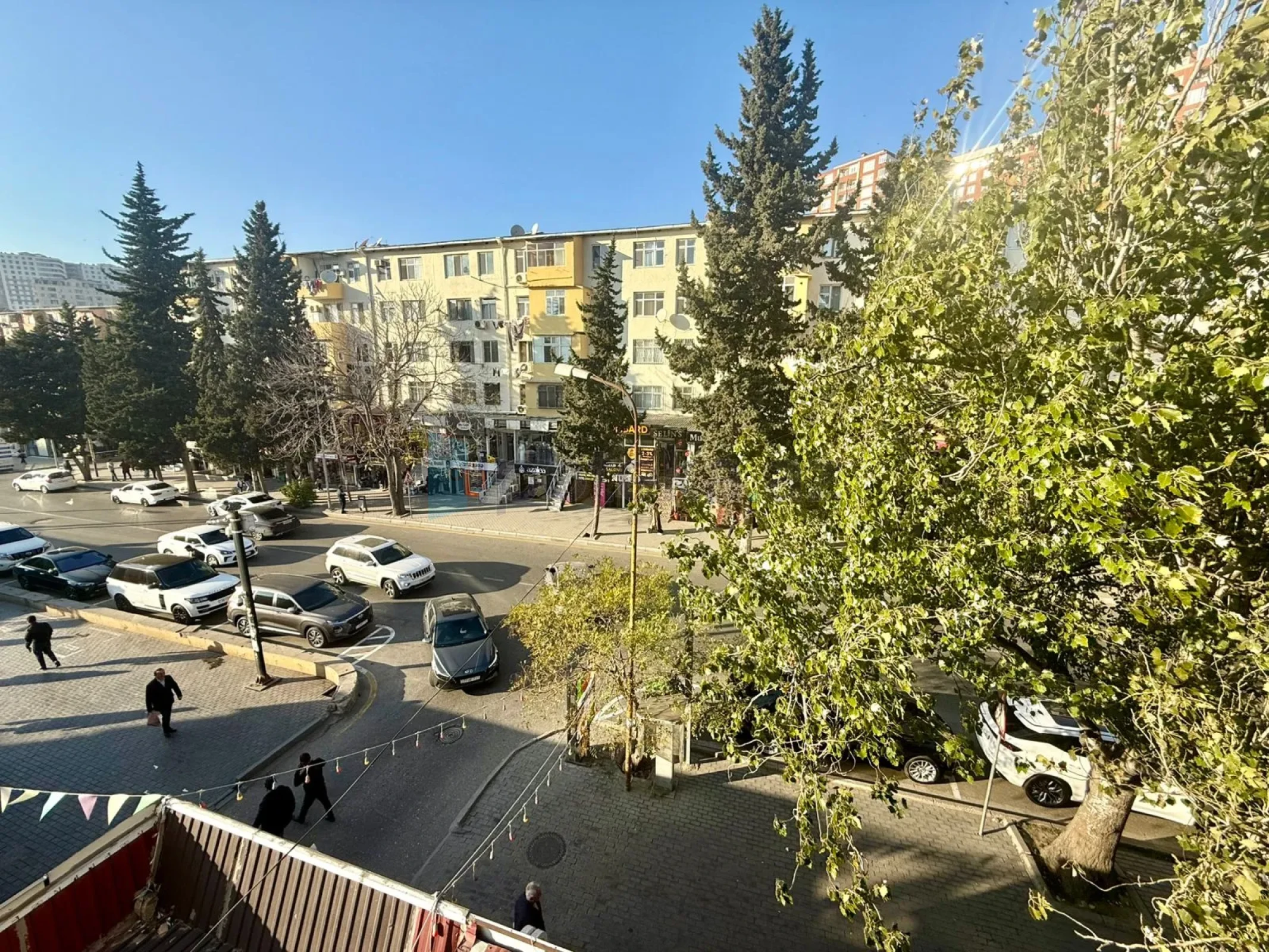 Satılır 3 otaqlı köhnə tikili 60 m²