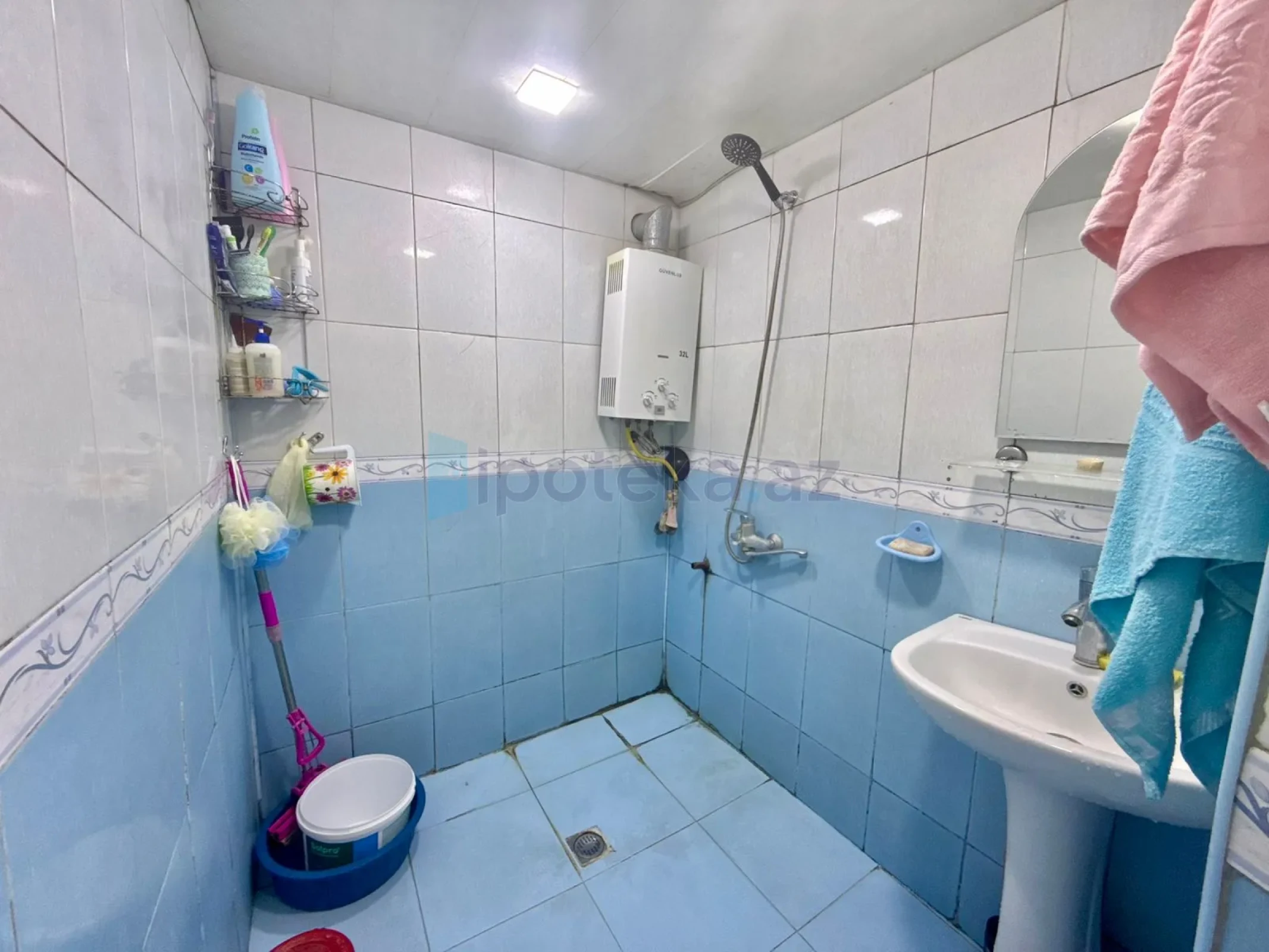 Satılır 3 otaqlı köhnə tikili 60 m²