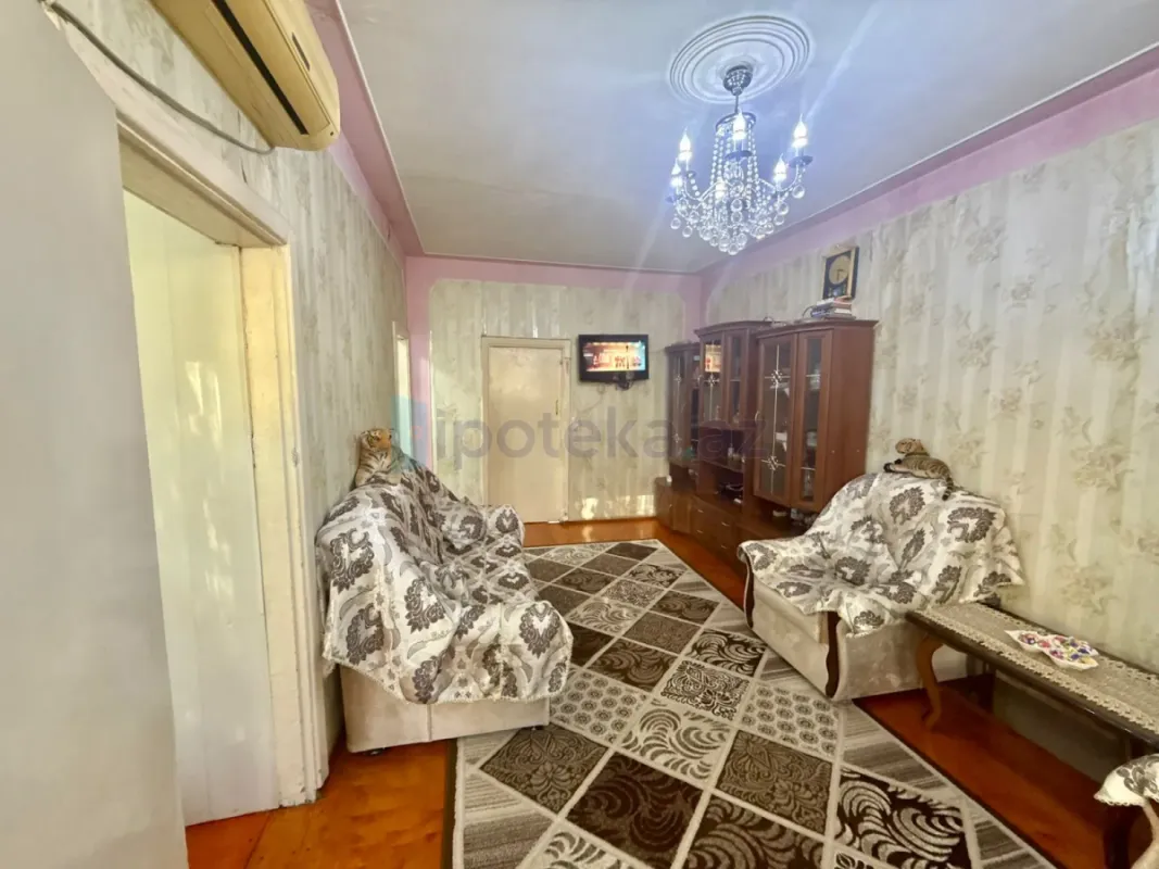 Satılır 3 otaqlı köhnə tikili 60 m²
